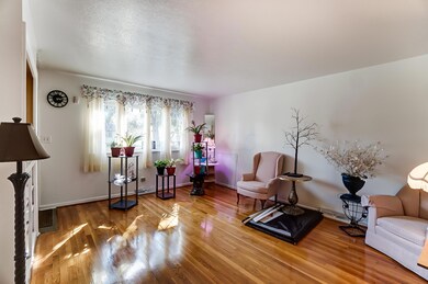 1350 Firwood Dr, Columbus, OH 43229 - photo 4