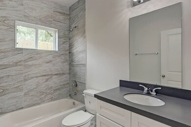 6712 Cohn St, Houston, TX 77091 - photo 7