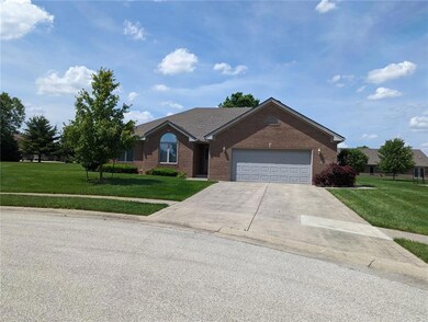 4984 W Hyde Ct, Columbus, IN 47203 - photo 7