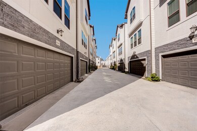 831 Wakefield Dr unit B, Houston, TX 77018 - photo 4