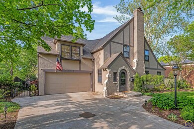 3616 SW York Way, Topeka, KS 66604 - photo 3