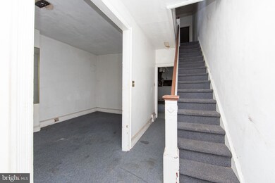 315 N 10th St, Camden, NJ 08102 - photo 6