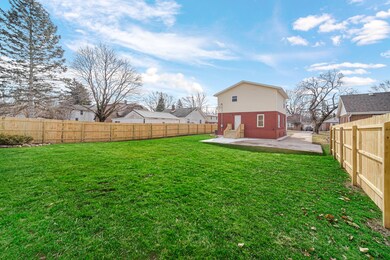 807 Division St, La Porte, IN 46350 - photo 5