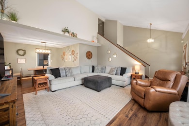 4104 W Kings Row St, Muncie, IN 47304 - photo 4