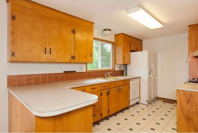 1029 Glen St, Edmonds, WA 98020 - photo 7