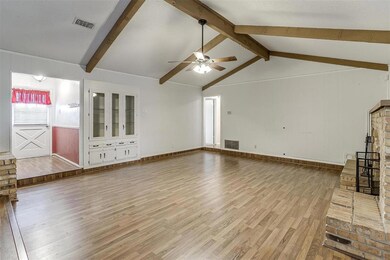 1000 Lee Ln, Azle, TX 76020 - photo 7