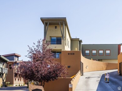 Newpark Terrace Condominiums unit 9, Park City, UT 84098 - photo 3