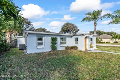 172 Woodland Ave, Cocoa Beach, FL 32931 - photo 4