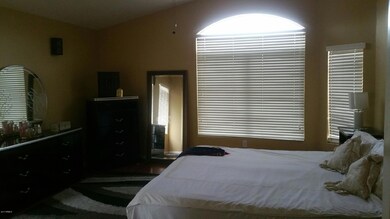 18617 N 28th Way, Phoenix, AZ 85050 - photo 5