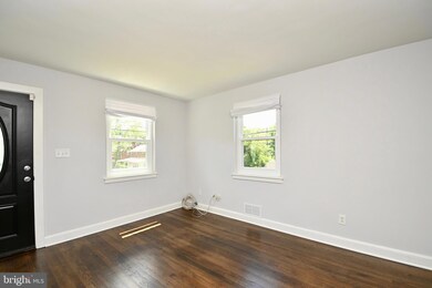 4310 G St SE, Washington, DC 20019 - photo 5