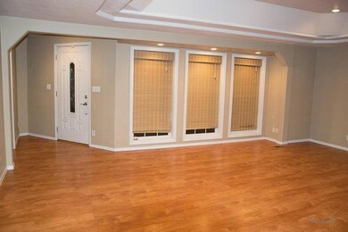 3376 Edella St, Central Point, OR 97502 - photo 2