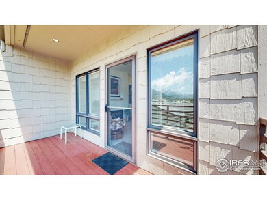 Spacious Deck with VIEWS