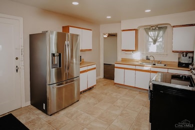 219 N Walnut St, Harrison, OH 45030 - photo 3