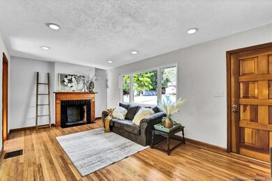 2706 Charlestown Rd, New Albany, IN 47150 - photo 5