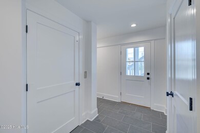 1013FortFisherBlvd-25