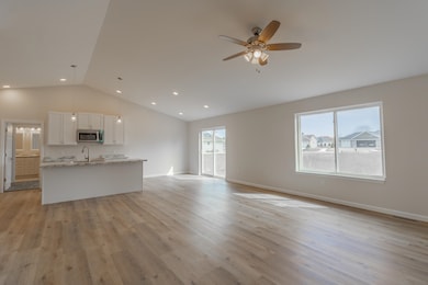 211 Joe St, Stevens Point, WI 54482 - photo 6