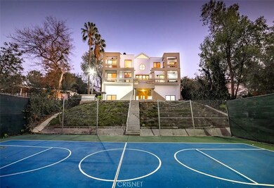 22139 Mulholland Dr, Woodland Hills, CA 91364 - photo 6