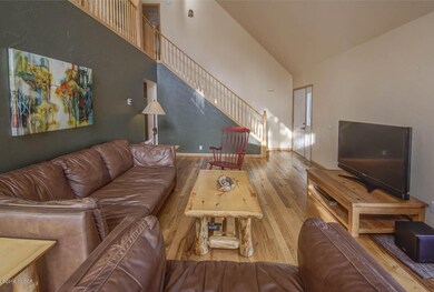 Living Room5-7