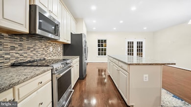 4313 Plinlimmon Dr, Owings Mills, MD 21117 - photo 7