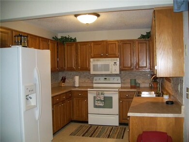 8 Ventnor Cir, Bella Vista, AR 72715 - photo 3