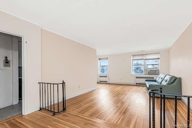 2600 Henry Hudson Pkwy unit 5D, Bronx, NY 10463 - photo 5
