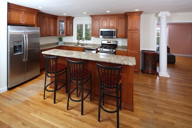 375 Webster St, Hanover, MA 02339 - photo 5