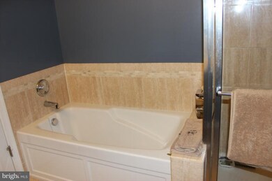 22763 Verde Gate Terrace unit 17K, Ashburn, VA 20148 - photo 2