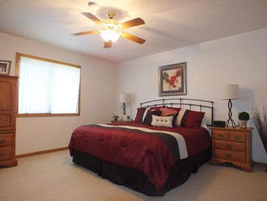 1100 Amber Ridge Dr SW unit 106, Byron Center, MI 49315 - photo 7