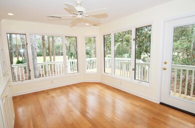 MLS_DSC_0170_sunroom2