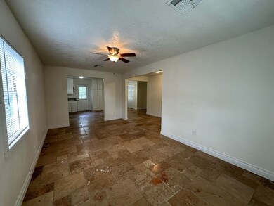 7539 Mchenry St, Houston, TX 77087 - photo 5