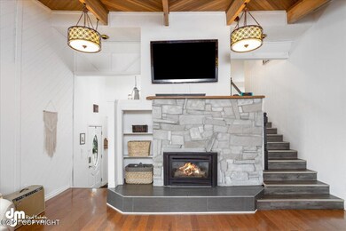 04-Living Room-7961