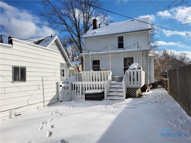Large fenced back yard