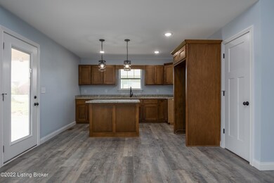 108 Williamsburg Ct, Mount Washington, KY 40047 - photo 6