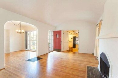Bright, Open Floor Plan with Lots of Natural Light