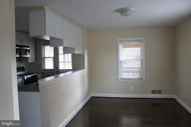 972 Fairmount Ave, Towson, MD 21204 - photo 5