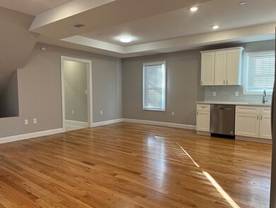 12 Lafayette St unit 2, Wakefield, MA 01880 - photo 4