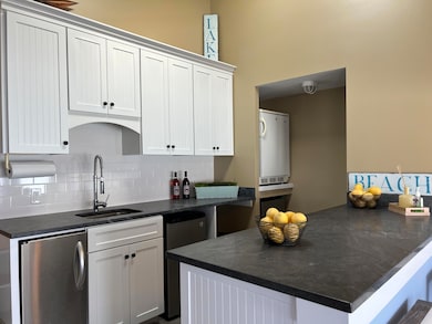 NORTHBRIDGE CLUBHOUSE-KITCHEN