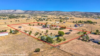 865 W Eleanor Rd, Paulden, AZ 86334 - photo 7