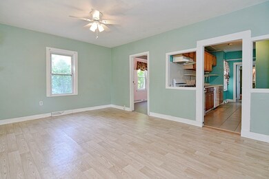 32 Sherman St unit 1, Foxboro, MA 02035 - photo 3
