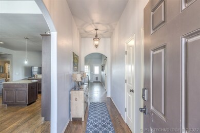 2705 W Little Rock Place, Broken Arrow, OK 74011 - photo 4