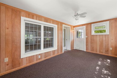 9 Blueberry Ln, Seabrook, NH 03874 - photo 3