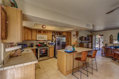 1055 E Paseo Encino__009