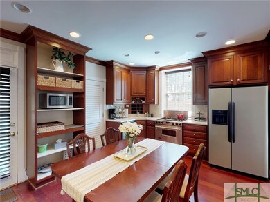 424 E Jones St, Savannah, GA 31401 - photo 7