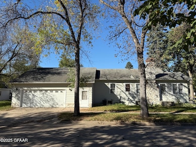 1701 University Ave, Grand Forks, ND 58203 - photo 6