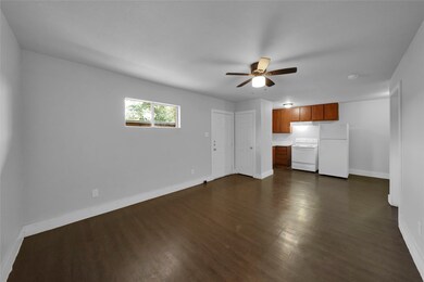 6518 Weston St unit 11, Houston, TX 77021 - photo 3