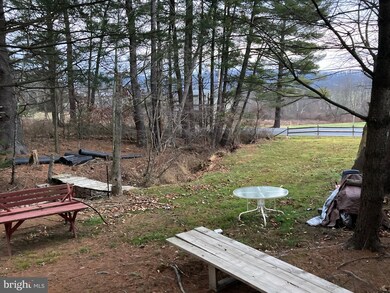 181 Deep Creek Rd, Hegins, PA 17938 - photo 4