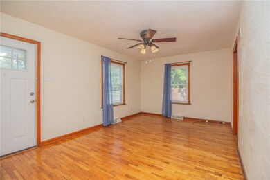 1404 S 6th St, Mattoon, IL 61938 - photo 2