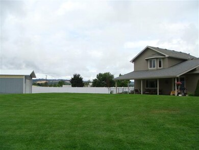 704 E Kilgore Rd, Colbert, WA 99005 - photo 2