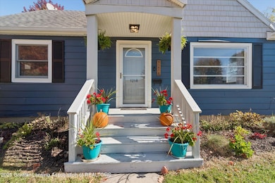 05-1218-N-Hayford-Ave-Lansing-MI-48912-W