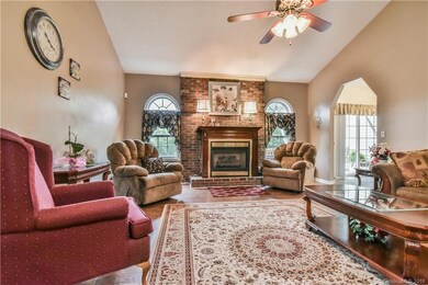 120 Serenity Cir, Hendersonville, NC 28792 - photo 5